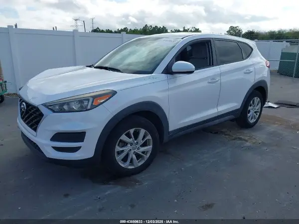 KM8J23A46KU879870 2019 HYUNDAI TUCSON - Image 2