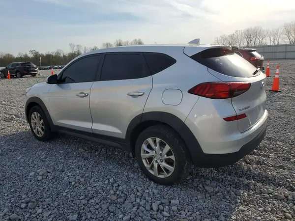 KM8J23A46KU880727 2019 HYUNDAI TUCSON - Image 2