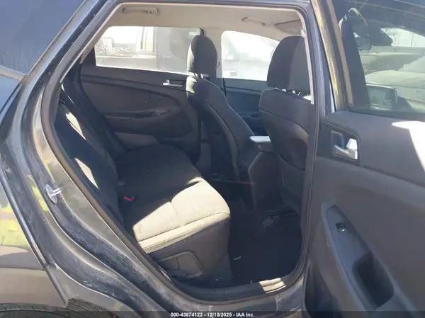 KM8J23A46KU884342 2019 HYUNDAI TUCSON - Image 8