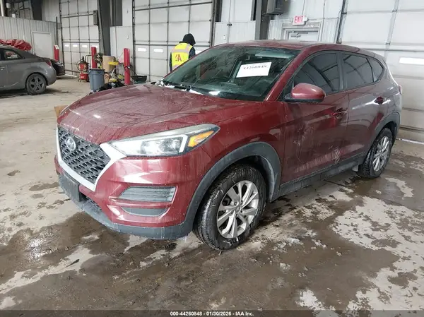 KM8J23A46KU886740 2019 HYUNDAI TUCSON - Image 2