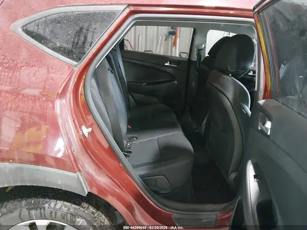 KM8J23A46KU886740 2019 HYUNDAI TUCSON - Image 8