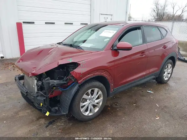 KM8J23A46KU923852 2019 HYUNDAI TUCSON - Image 2