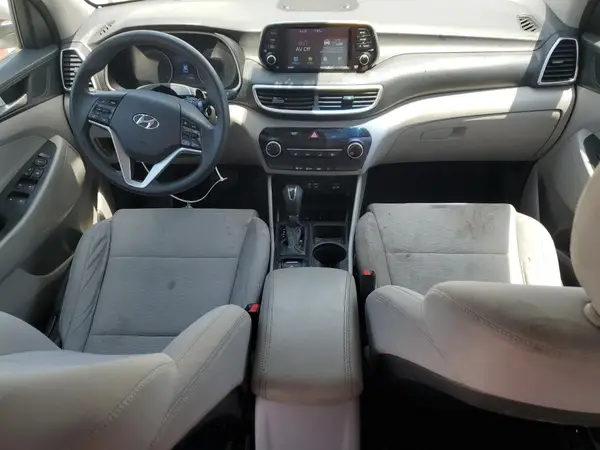 KM8J23A46KU941641 2019 HYUNDAI TUCSON - Image 8