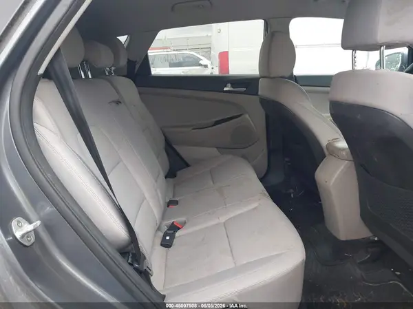KM8J23A46KU943941 2019 HYUNDAI TUCSON - Image 8