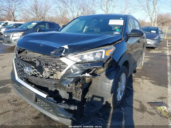 KM8J23A46KU995165 2019 HYUNDAI TUCSON - Image 2