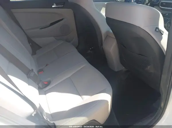 KM8J23A46LU077675 2020 HYUNDAI TUCSON - Image 8