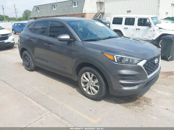 KM8J23A46LU100906 2020 HYUNDAI TUCSON - Image 1