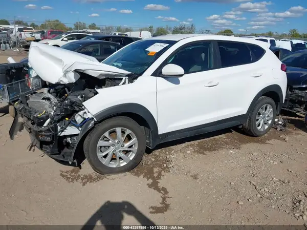 KM8J23A46LU163746 2020 HYUNDAI TUCSON - Image 2