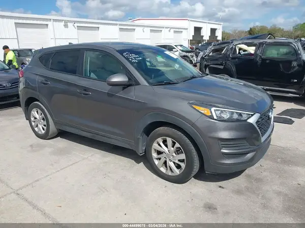 KM8J23A46LU264656 2020 HYUNDAI TUCSON - Image 1