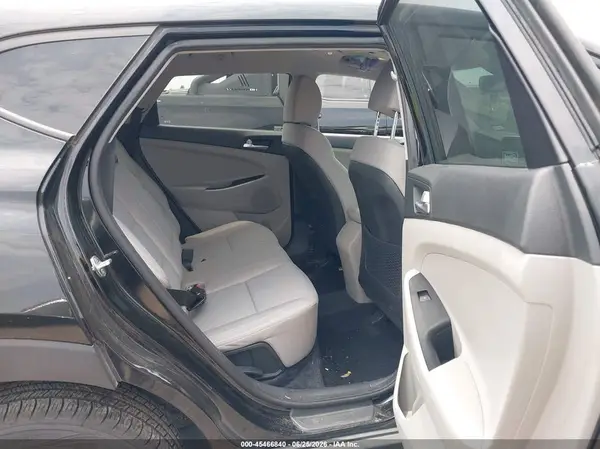 KM8J23A46MU292474 2021 HYUNDAI TUCSON - Image 8
