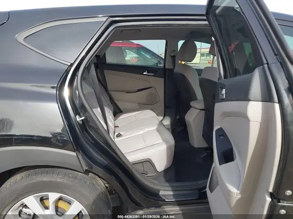 KM8J23A46MU354343 2021 HYUNDAI TUCSON - Image 8