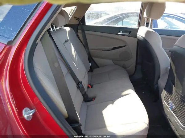 KM8J23A46MU360790 2021 HYUNDAI TUCSON - Image 8