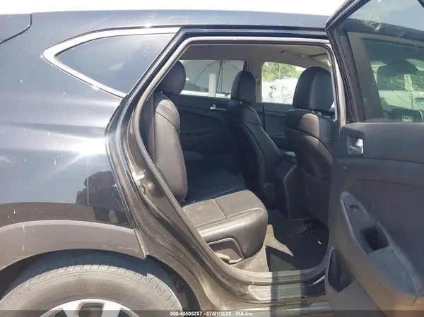 KM8J23A46MU398326 2021 HYUNDAI TUCSON - Image 8