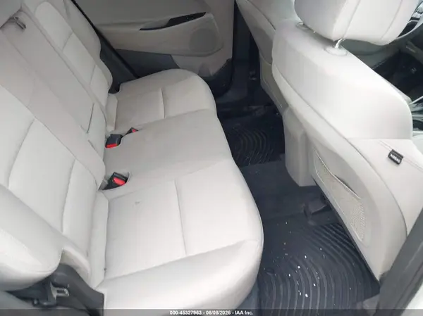 KM8J23A47GU039586 2016 HYUNDAI TUCSON - Image 8