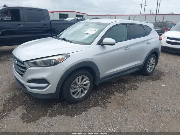 KM8J23A47GU076119 2016 HYUNDAI TUCSON - Image 2