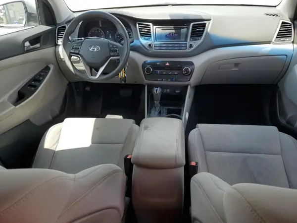 KM8J23A47GU129370 2016 HYUNDAI TUCSON - Image 8