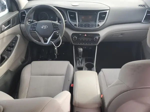 KM8J23A47GU172591 2016 HYUNDAI TUCSON - Image 8
