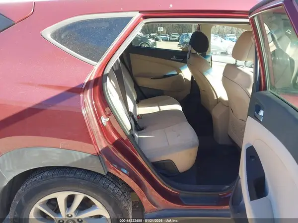 KM8J23A47GU205248 2016 HYUNDAI TUCSON - Image 8