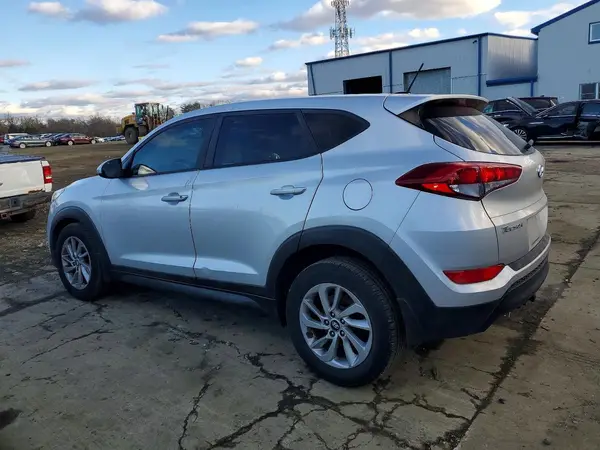 KM8J23A47GU224110 2016 HYUNDAI TUCSON - Image 2