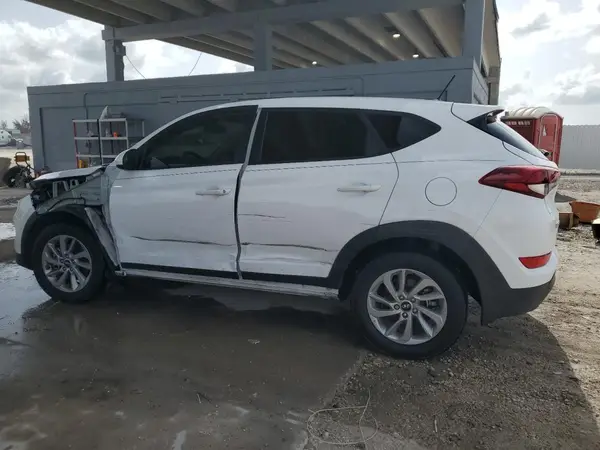 KM8J23A47HU263698 2017 HYUNDAI TUCSON - Image 2