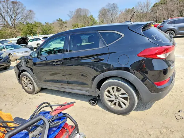 KM8J23A47HU265984 2017 HYUNDAI TUCSON - Image 2