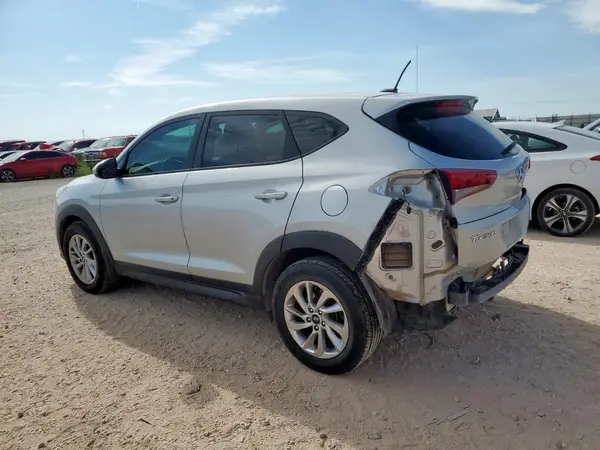 KM8J23A47HU336181 2017 HYUNDAI TUCSON - Image 2