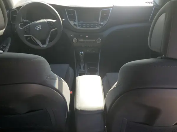 KM8J23A47HU336195 2017 HYUNDAI TUCSON - Image 8