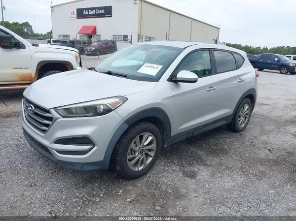 KM8J23A47HU357550 2017 HYUNDAI TUCSON - Image 2