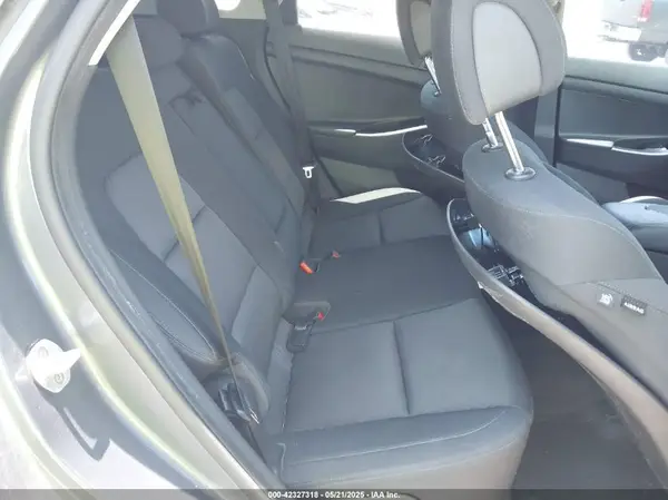 KM8J23A47HU390032 2017 HYUNDAI TUCSON - Image 8
