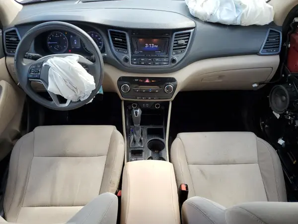 KM8J23A47HU393206 2017 HYUNDAI TUCSON - Image 8