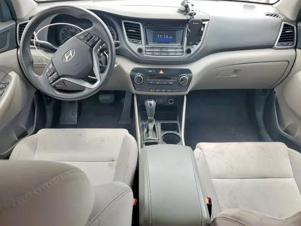 KM8J23A47HU396252 2017 HYUNDAI TUCSON - Image 8