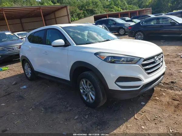 KM8J23A47HU400526 2017 HYUNDAI TUCSON - Image 1