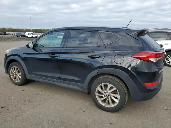 KM8J23A47HU403989 2017 HYUNDAI TUCSON - Image 2