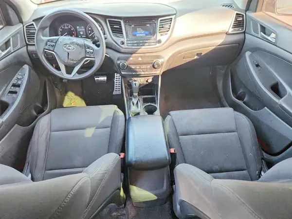 KM8J23A47HU407461 2017 HYUNDAI TUCSON - Image 8