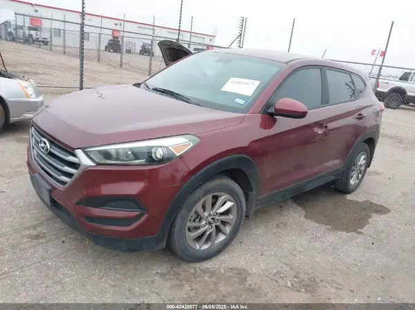KM8J23A47HU431498 2017 HYUNDAI TUCSON - Image 2