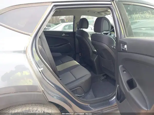 KM8J23A47HU448978 2017 HYUNDAI TUCSON - Image 8