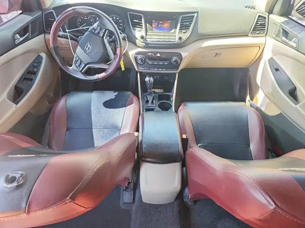 KM8J23A47HU462184 2017 HYUNDAI TUCSON - Image 8