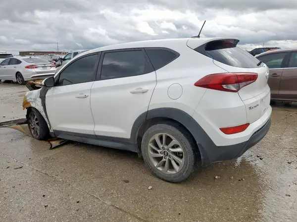 KM8J23A47HU464761 2017 HYUNDAI TUCSON - Image 2