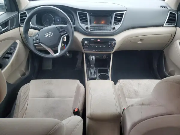 KM8J23A47HU500173 2017 HYUNDAI TUCSON - Image 8