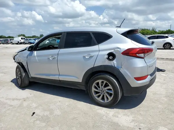 KM8J23A47HU546490 2017 HYUNDAI TUCSON - Image 2