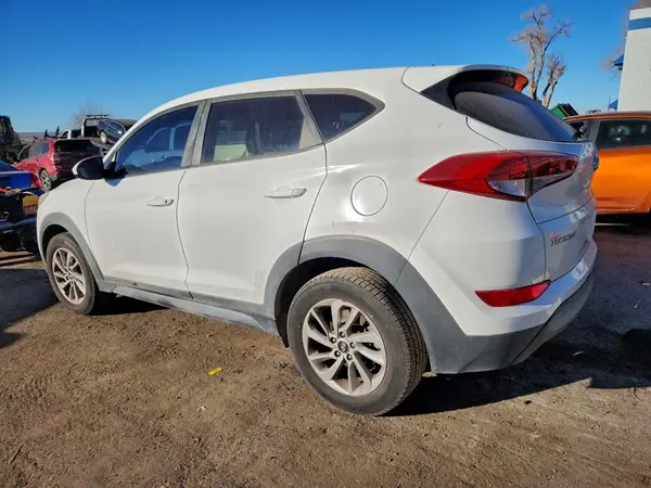 KM8J23A47HU569347 2017 HYUNDAI TUCSON - Image 2
