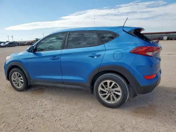 KM8J23A47HU569672 2017 HYUNDAI TUCSON - Image 2