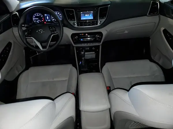 KM8J23A47JU611800 2018 HYUNDAI TUCSON - Image 8