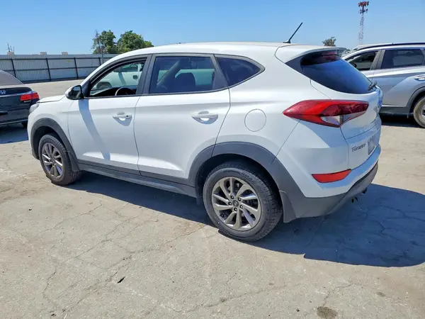 KM8J23A47JU627351 2018 HYUNDAI TUCSON - Image 2