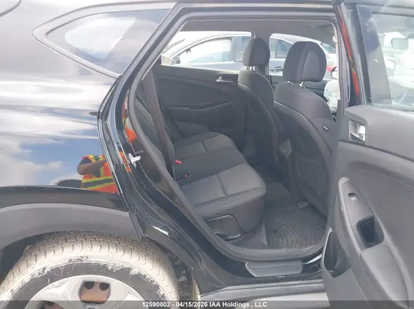 KM8J23A47JU631576 2018 HYUNDAI TUCSON - Image 8