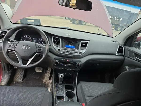 KM8J23A47JU661645 2018 HYUNDAI TUCSON - Image 8