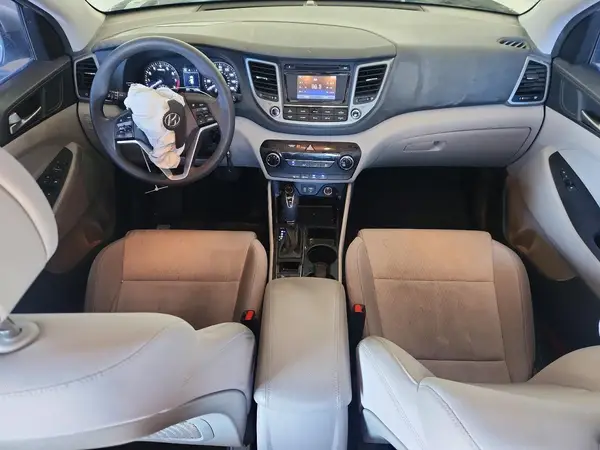 KM8J23A47JU674525 2018 HYUNDAI TUCSON - Image 8