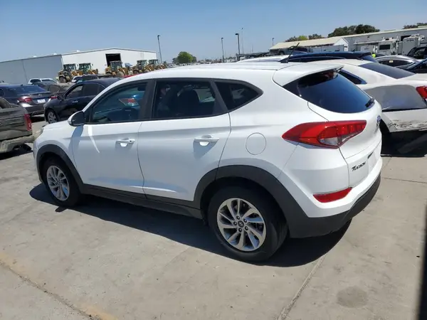 KM8J23A47JU676842 2018 HYUNDAI TUCSON - Image 2