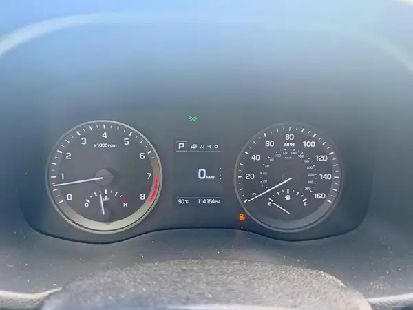 KM8J23A47JU700492 2018 HYUNDAI TUCSON - Image 8