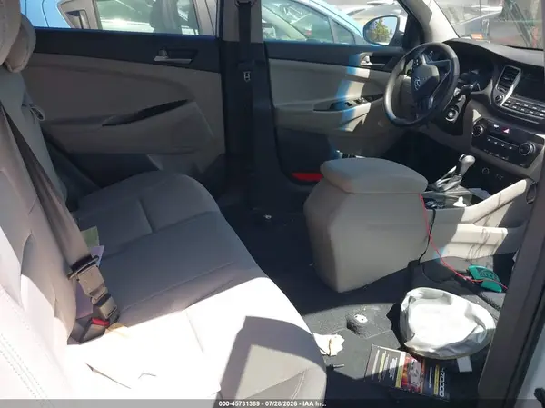 KM8J23A47JU750695 2018 HYUNDAI TUCSON - Image 8